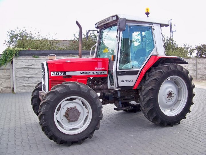 387235775_1_1000x700_massey-ferguson-3075-radomsko_rev006.jpg