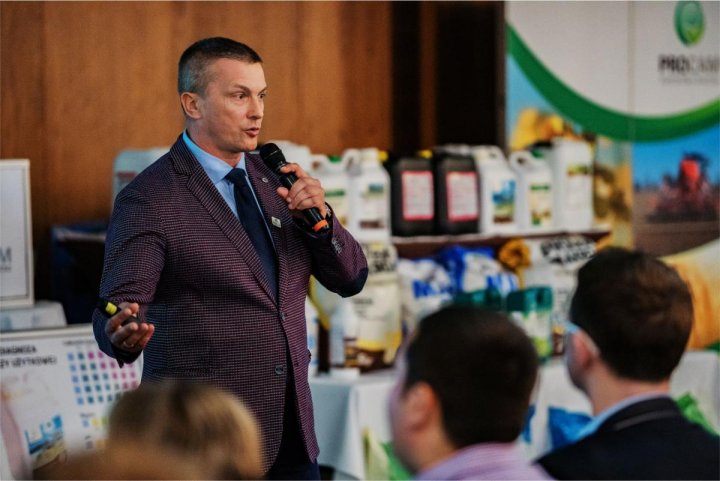 dr inż. Dariusz Wyczling - Dyrektor Działu Sprzedaży i Agronomii.jpg