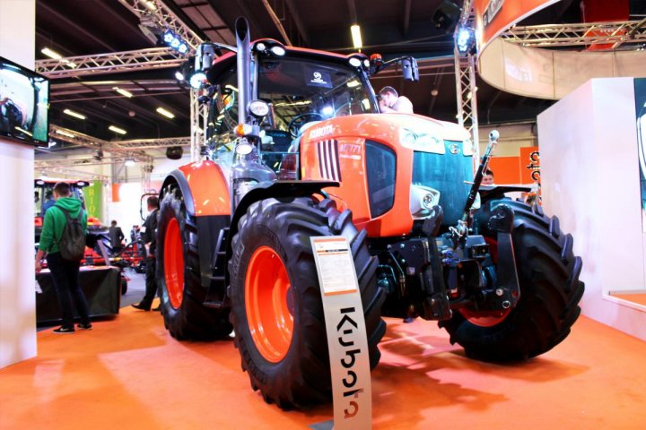 Kubota-Agrotech2015-4.jpg