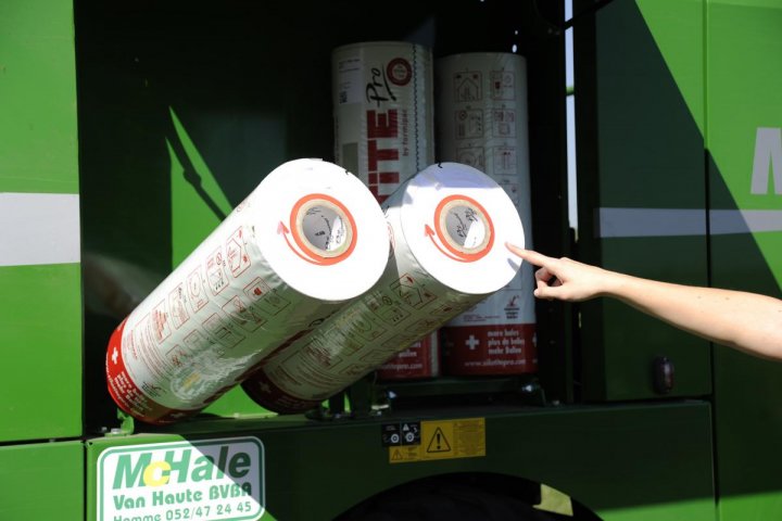 Silotite062_carton disc with unwinding direction on machine.jpg