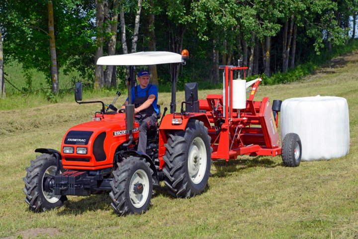 FARMTRAC_ESCORT_550_DT_3172.jpg