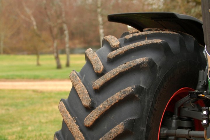 MICHELIN AxioBib_1.jpg