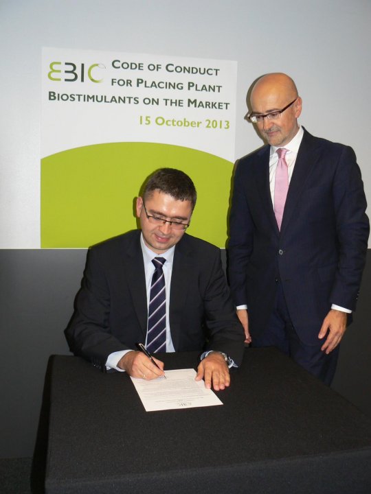 CodeLaunch-Intermag1 (1).JPG