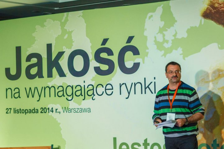 3. Uwe Harzer niemiecki doradca sadowniczy mówił o tym, jak ochronę sadów prowadzą niemieccy sadownic.jpg