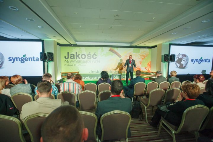 1. Spotkanie rozpoczął Marek Łuczak, dyrektor sprzedaży na Polskę Wschodnią.jpg