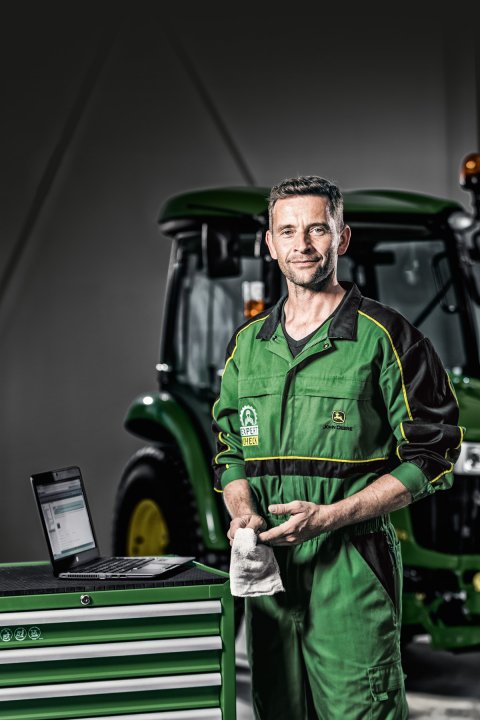 ExpertCheck w ciągniku komunalnym.jpg