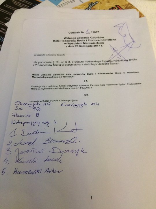 Uchwała nr 1_odwołanie zarządu (23.11.2017).JPG