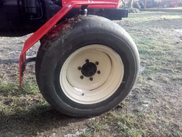 467843922_5_644x461_przednie-kola-do-tura-zetor-5211-7211-7011-ursus-c-360-330-mf-255-lubelskie.jpg.fc1258fcf0073eefb66ffc436a278320.jpg