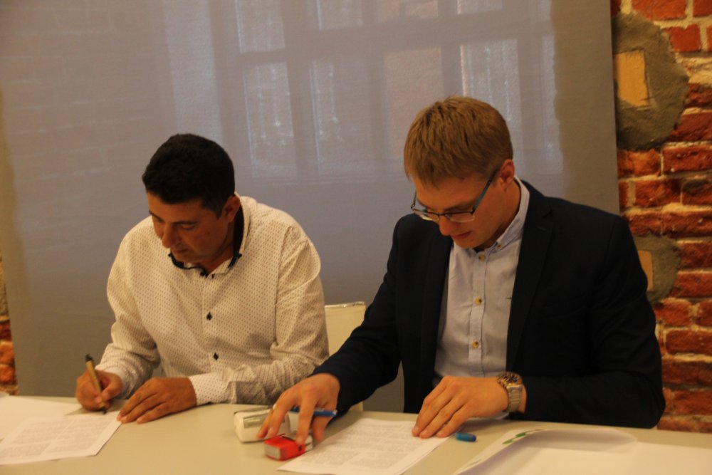 A. Kleina i Mohamed Mikou2.JPG