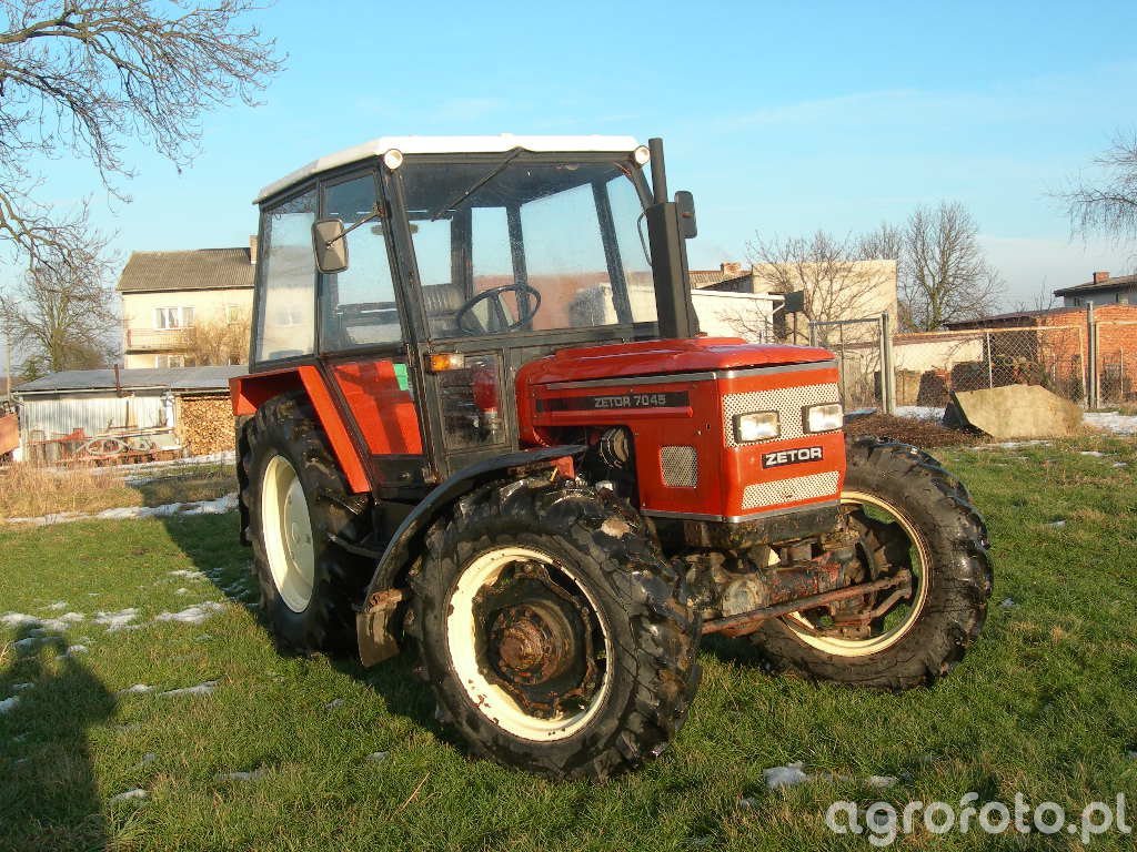 Zdjęcie traktor Zetor 6945 #484754 - Galeria rolnicza agrofoto