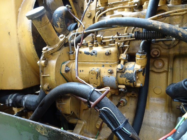 Perkins 4390p silnik.jpg