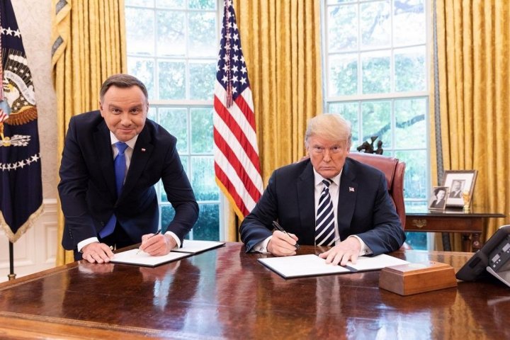 z23938689IH,Andrzej-Duda-i-Donald-Trump[1].jpg