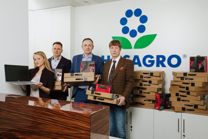 Biuro_bez masek_recepcja.jpg