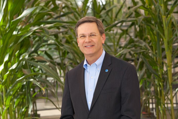 Jim Collins_CEO Corteva Agriscience.jpg