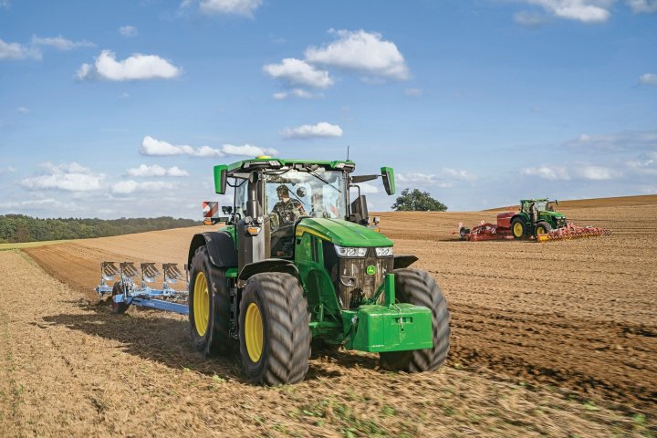 fot3_JohnDeere_podsumowuje_rok.jpg
