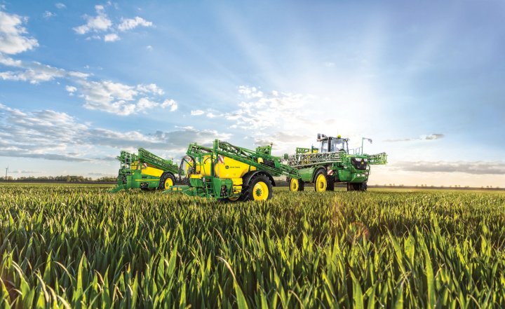 fot9_Opryskiwacze_JohnDeere.jpg