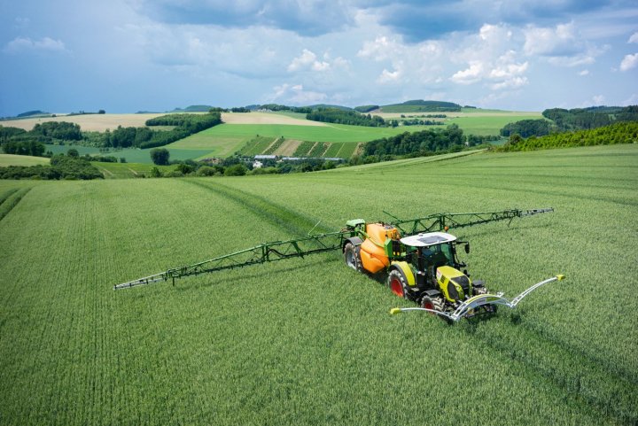 claas_crop_sensor_isaria_opryskiwacz_2.jpg