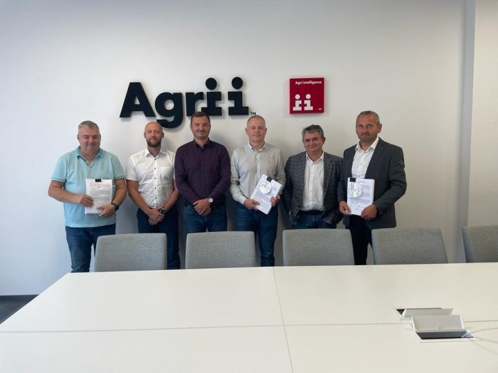 Podpisanie umowy_Agrii Polska, firma BWJ.jpg