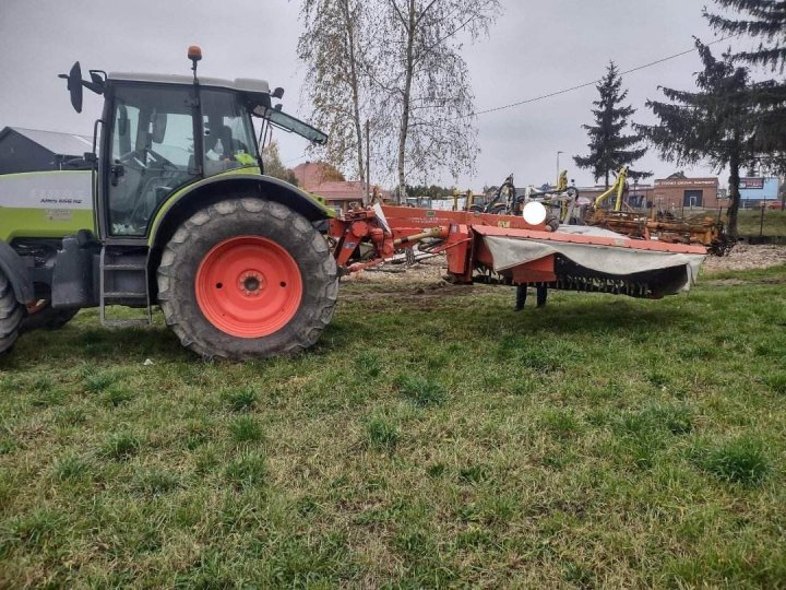 314755894_868693980954070_3467193788811060682_n (1).jpg