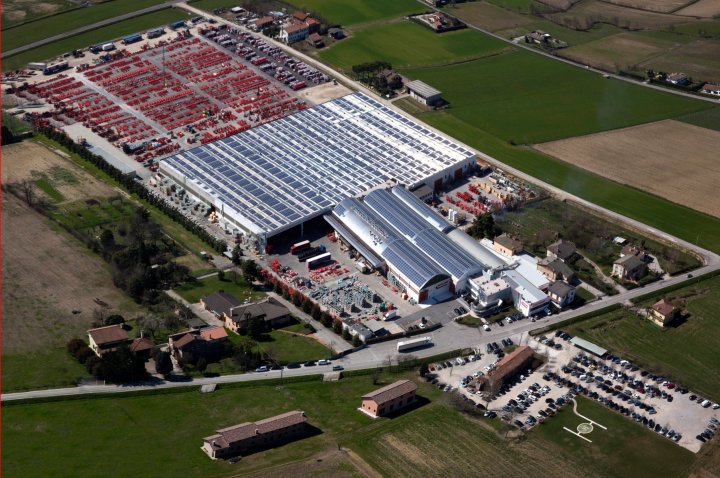 ITALIA - Stabilimento di Campodarsego.jpg