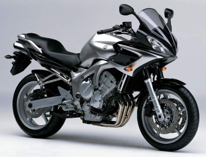 yamahaFZ6Fazer044-9999x600-resize.jpg