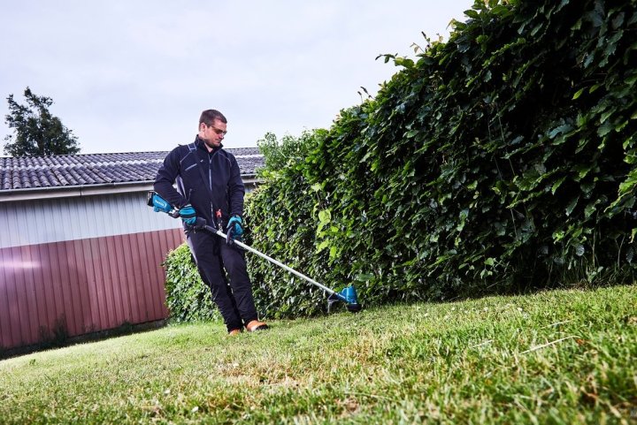 Opryskiwacz ciśnieniowy Makita DUS158Z