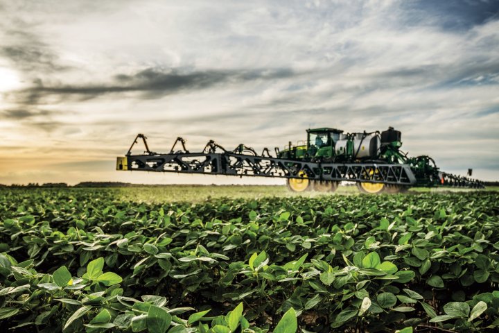 Fot_4_John_Deere_podejmuje_wspolprace_z_kolejnymi_startupami.jpg