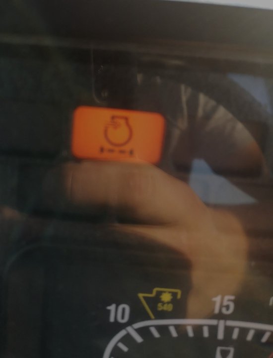 new holland kontrolka.jpg