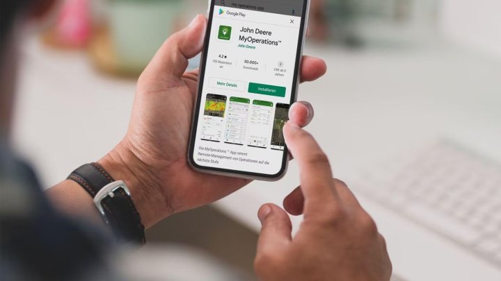 Fot_4_John_Deere_Prezentuje_nowosci_Szereg_nowych_funkcji_Go_Operations_Center.jpg