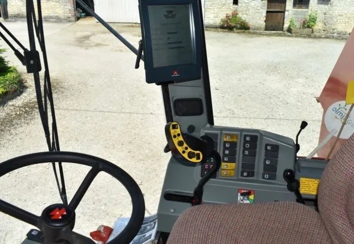 a9920d4cfcd719bb39c17014fc05a2267757a392 (1)~2.jpg