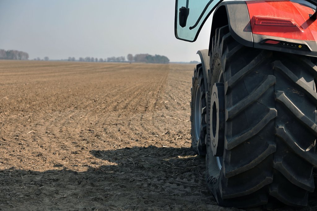Massey Ferguson 9s.425 - test polowy
